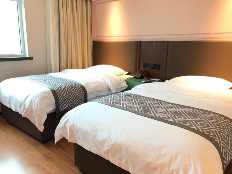 Gma Hotel Shanghai Wuning Road Zhenping Road Metro Station 외부 사진