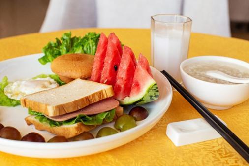 Gma Hotel Shanghai Wuning Road Zhenping Road Metro Station 외부 사진