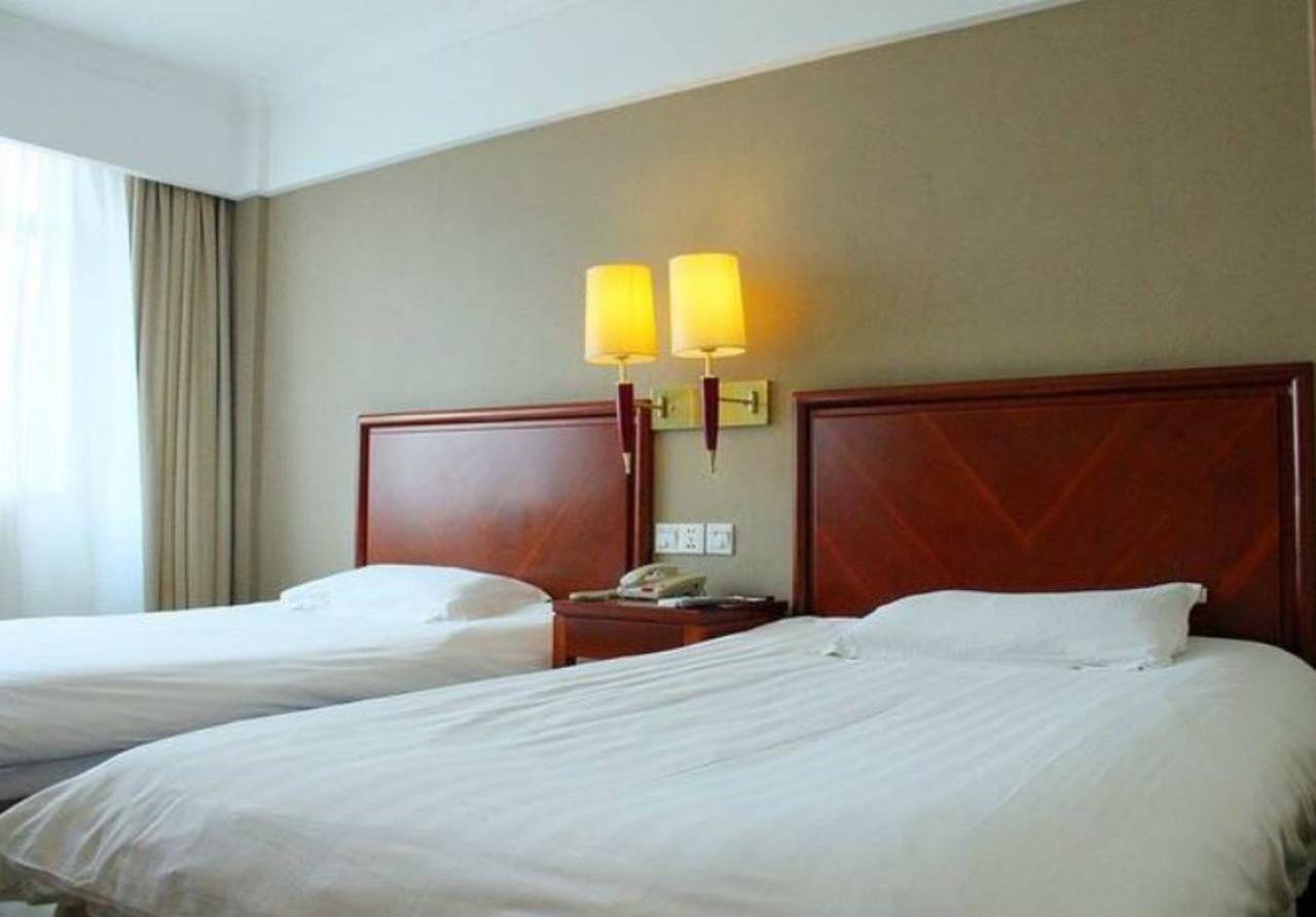 Gma Hotel Shanghai Wuning Road Zhenping Road Metro Station 외부 사진