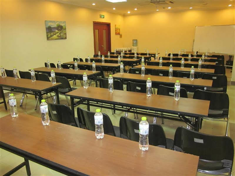 Gma Hotel Shanghai Wuning Road Zhenping Road Metro Station 외부 사진
